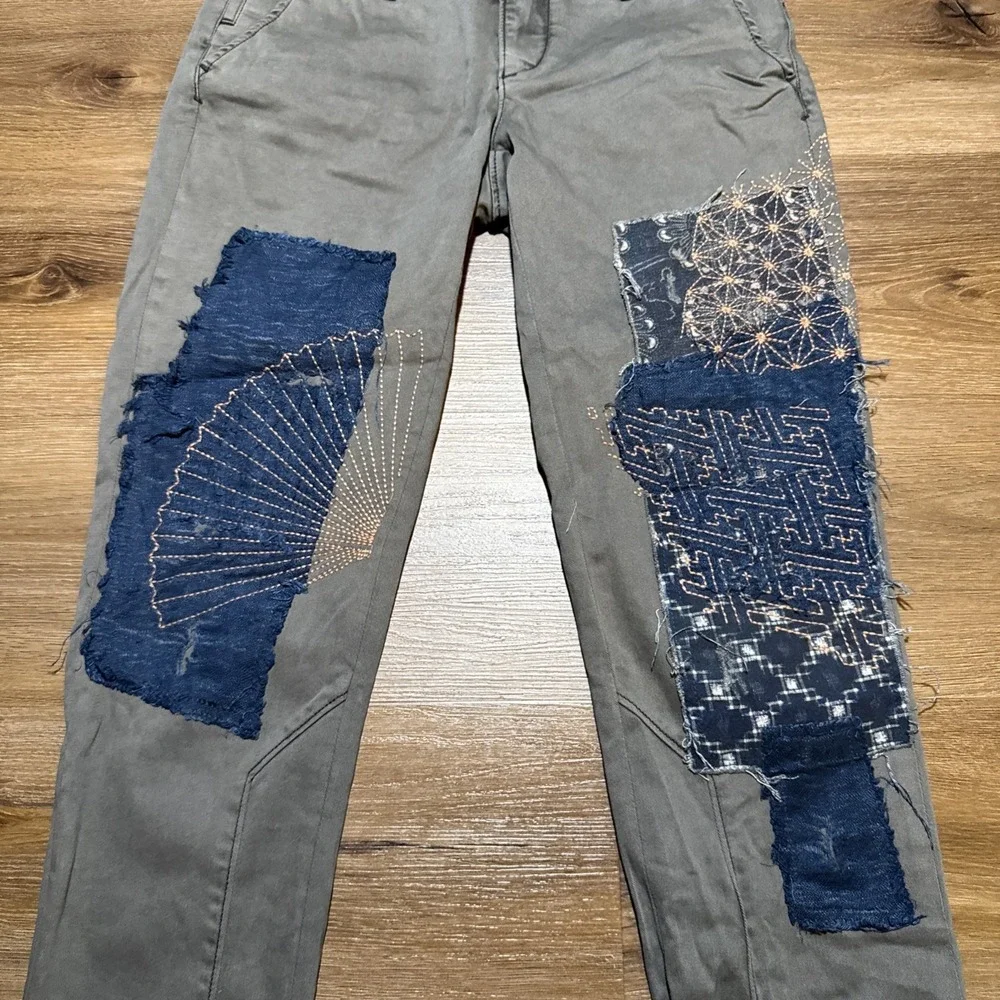 Pilcro Pants Womens 25 Petite 28" Hyphen Embroidered Patchwork Straight Leg Boho - Picture 3 of 13